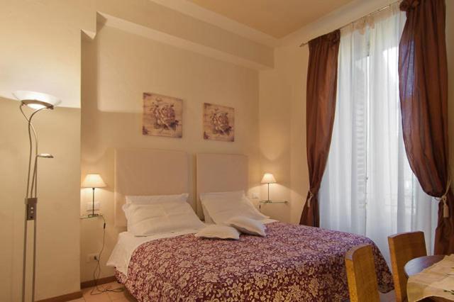 Bed and Breakfast Bed & Bed Peterson Florencia Exterior foto